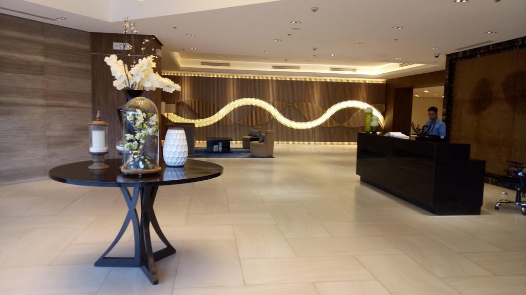 Mactan Newtown Condo Lapu-Lapu City Eksteriør bilde